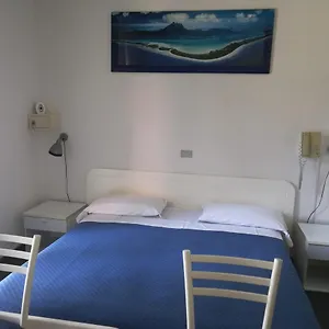 ** Hotel Tuscolano Włochy